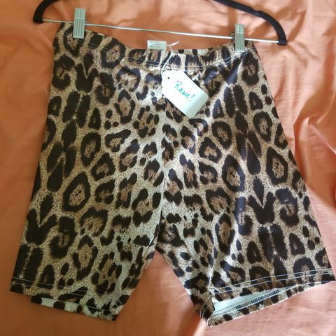Leopard Print Shorts, L